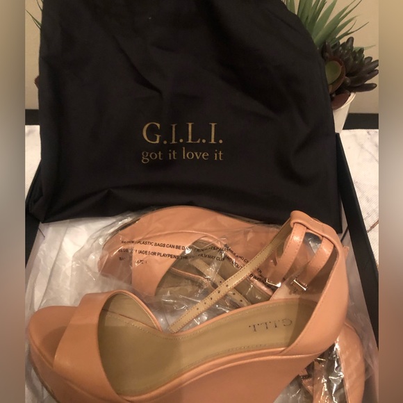 Wedge heeled sandals; apricot with gold detail around the front. Worn once. - Picture 2 of 10